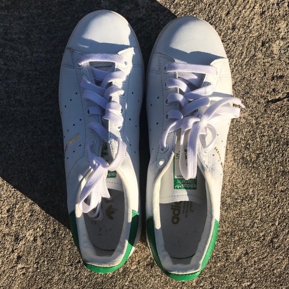 Adidas Green Stan smith shoes BARELY WORN - Picture 2 of 3